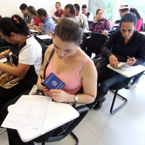 SIEMACO-SP abre 300 vagas para Auxiliar de Limpeza; seleção acontece no dia 5 de fevereiro